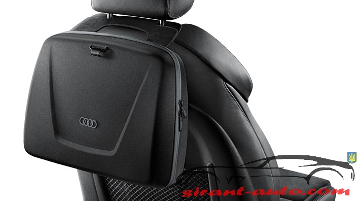 000061102D     Audi RS3 Sportback 8V